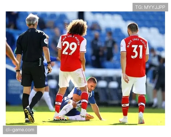 离场后还能被追加处罚?解析足球规则中的“场外违纪”判罚逻辑 离场后还能被追加处罚?解析足球规则中的“场外违纪”判罚逻辑