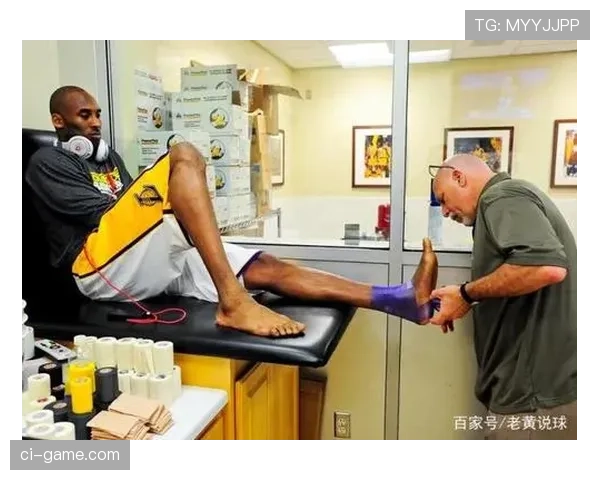 科比穿睡衣去录广告那架势，跟打NBA像两个人一样啊